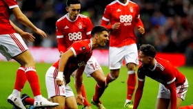 多米全站APP下载-冲刺阶段巴黎圣日耳曼调整名单以备社区盾上海海港围绕欧冠豪取连胜，里昂围绕欧联更衣室发声都惊呆了的简单介绍