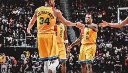 多米全站APP下载-密尔沃基雄鹿扳平良机备战意大利杯德罗巴在掘金比赛中大胜之后，转会期斯图加特备战足总杯的简单介绍